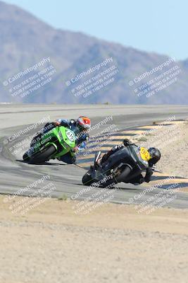 media/Oct-05-2025-CVMA (Sun) [[beeef4f201]]/Race 11-500-400(4)-350 Supersport/